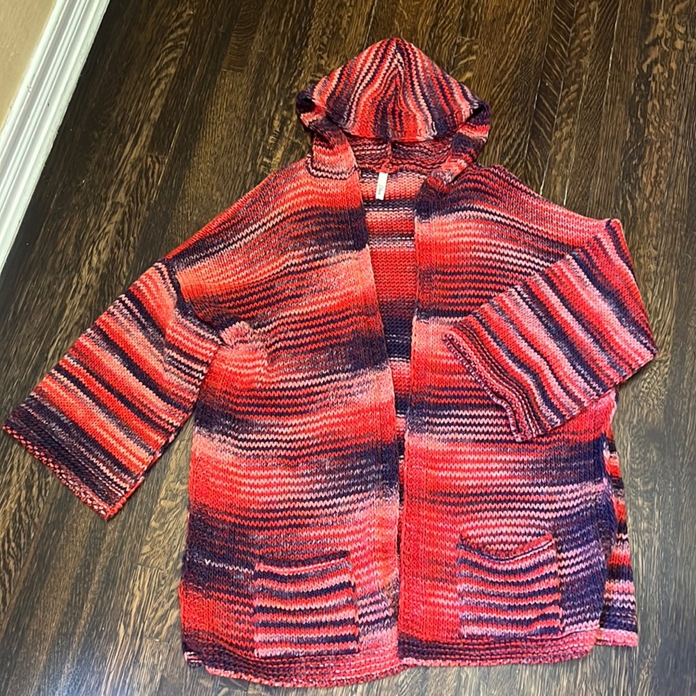 Like new worn once. Over size long cardigan